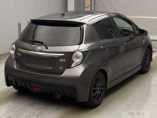 2017 Toyota Vitz