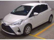 2017 Toyota Vitz