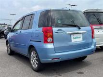 2003 Toyota Raum