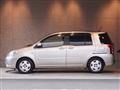 2006 Toyota Raum