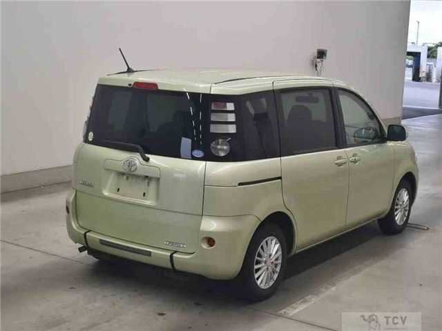 2010 Toyota Sienta