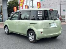 2010 Toyota Sienta