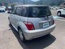 2006 Toyota IST