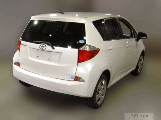 2012 Toyota Ractis