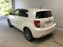2010 Toyota IST