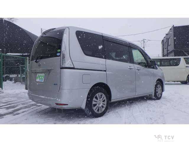 2015 Nissan Serena