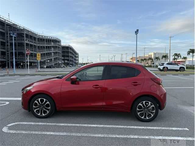 2015 Mazda Demio