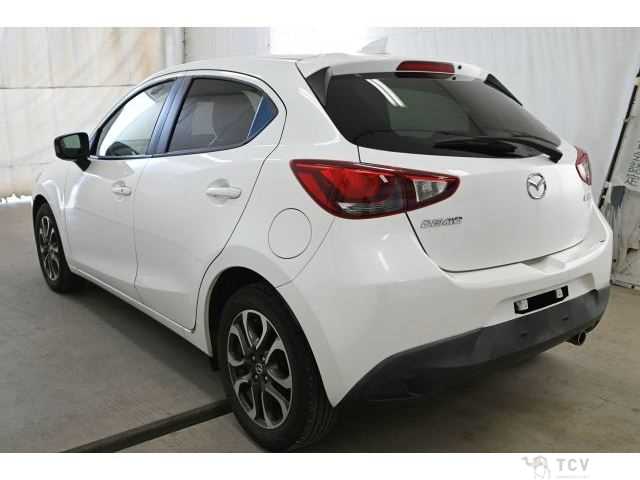 2015 Mazda Demio