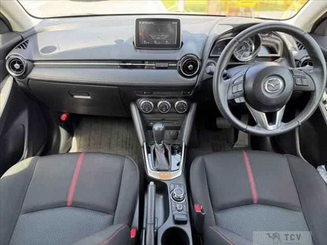 2016 Mazda Demio