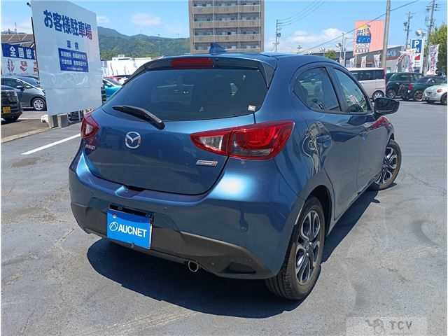 2018 Mazda Demio