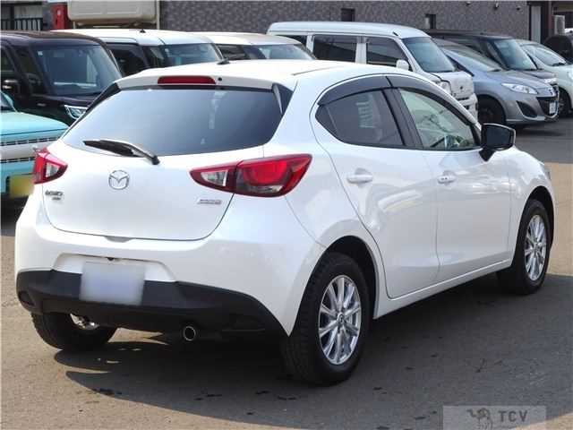 2015 Mazda Demio