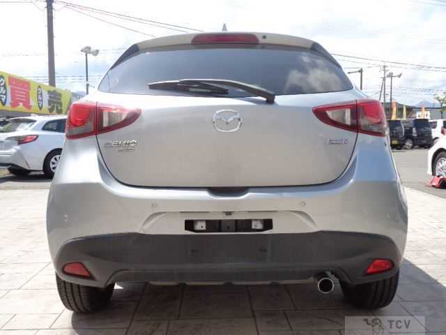 2018 Mazda Demio