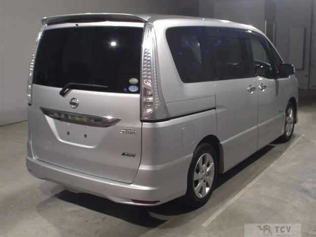 2013 Nissan Serena
