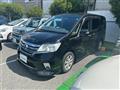 2013 Nissan Serena