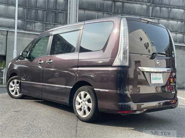 2013 Nissan Serena