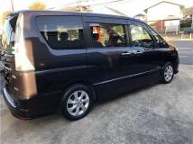 2013 Nissan Serena