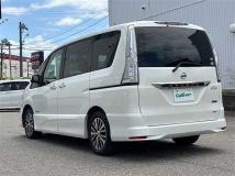 2015 Nissan Serena
