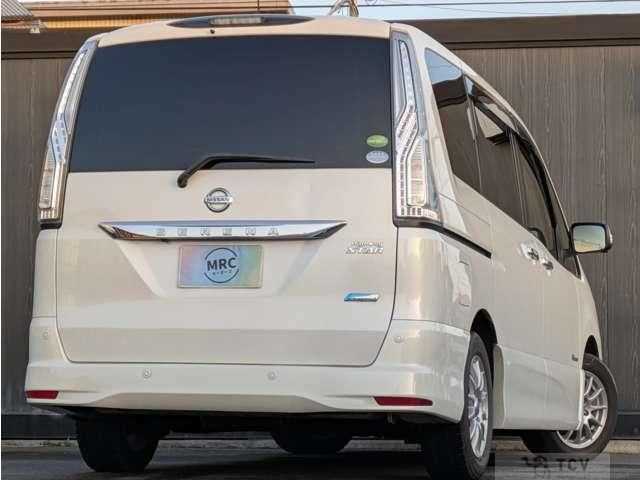 2015 Nissan Serena