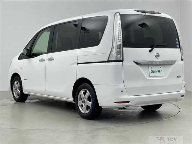 2013 Nissan Serena