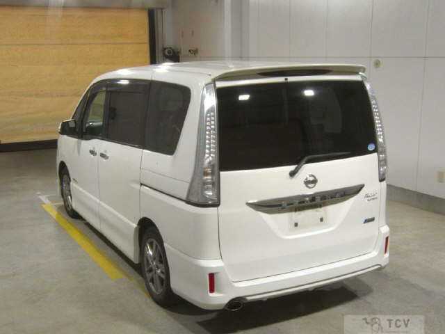 2013 Nissan Serena