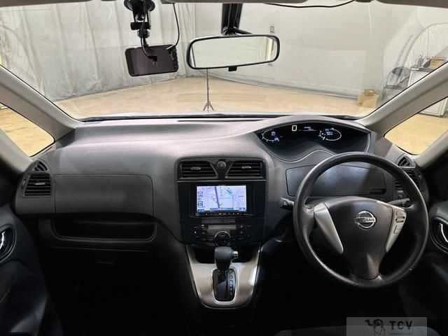2013 Nissan Serena