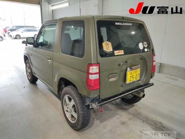 2009 Mitsubishi Pajero Mini