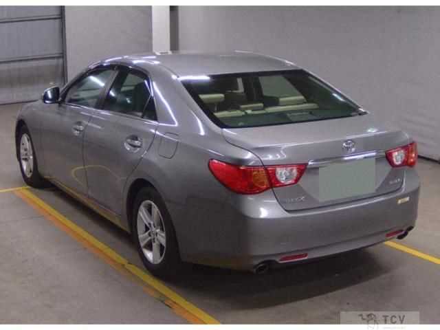 2012 Toyota Mark X