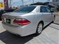 2011 Toyota Crown
