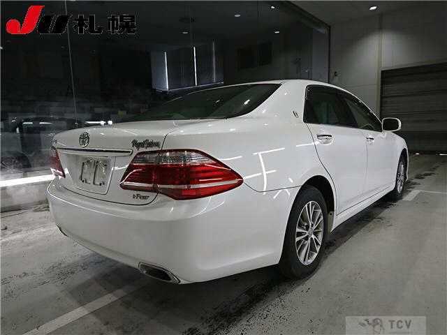 2011 Toyota Crown