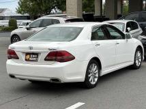 2009 Toyota Crown