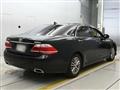 2010 Toyota Crown