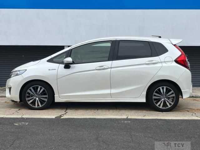 2013 Honda Fit Hybrid