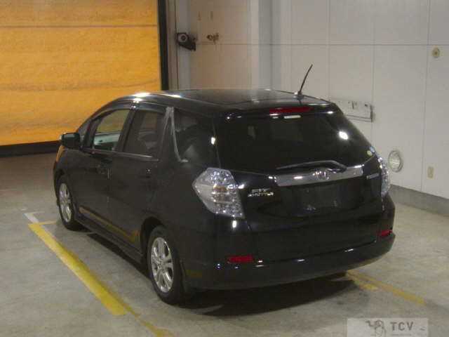 2011 Honda Fit shuttle