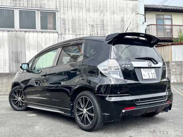 2011 Honda Fit Hybrid