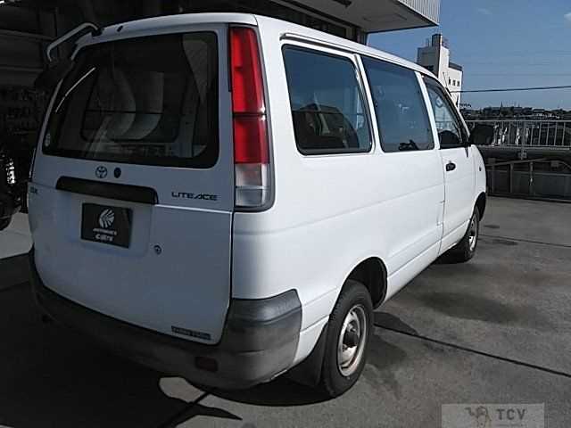 2007 Toyota Liteace Van