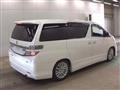 2013 Toyota Vellfire