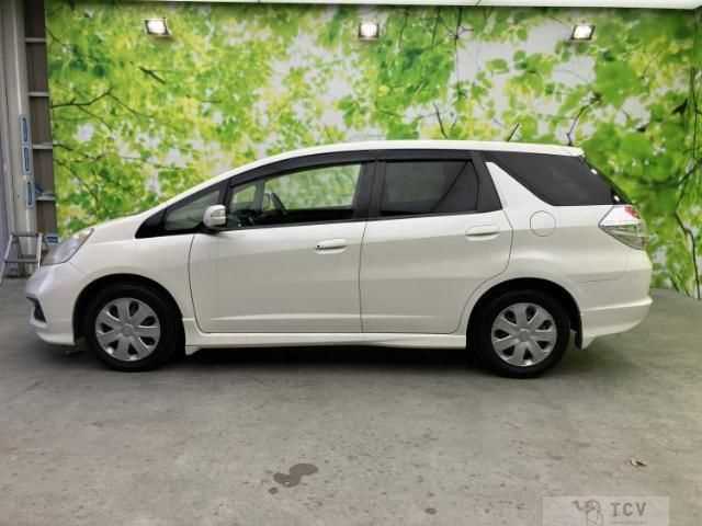 2013 Honda Fit shuttle