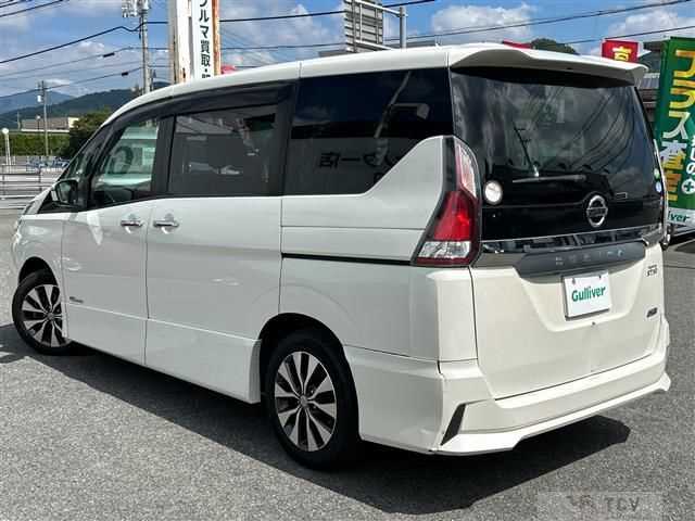 2017 Nissan Serena