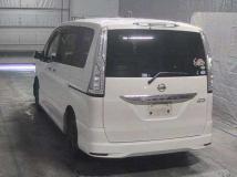 2015 Nissan Serena