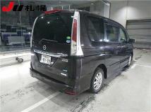 2013 Nissan Serena