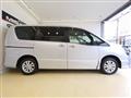 2015 Nissan Serena