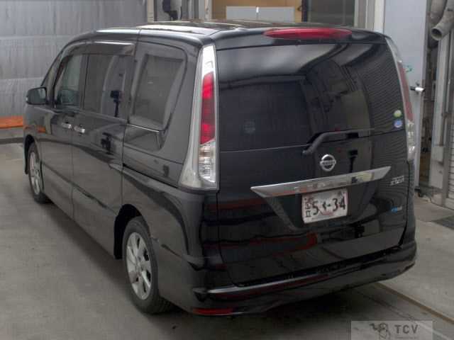2011 Nissan Serena