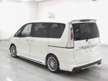 2011 Nissan Serena