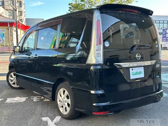 2011 Nissan Serena