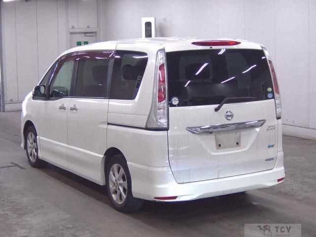 2011 Nissan Serena