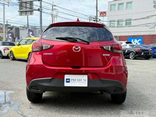 2018 Mazda Demio