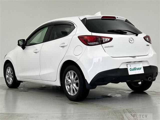 2017 Mazda Demio