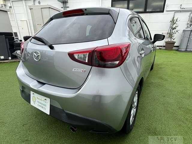 2015 Mazda Demio