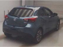 2016 Mazda Demio