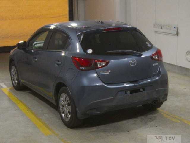 2015 Mazda Demio